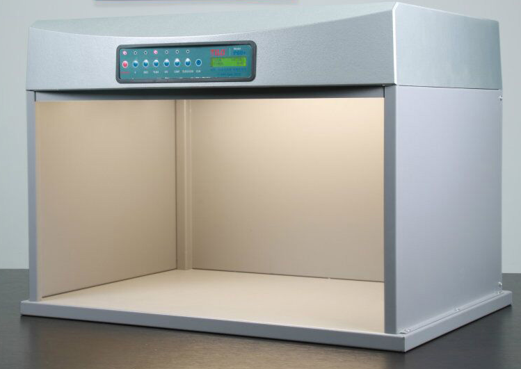 标準光源箱中的互補色和對比色是什麽意思