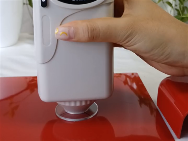 怎麽測色差？色差的測量方法有哪些？塑膠外殼2——三恩時NR10QC