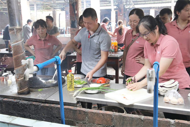 三恩時-帽峰山生态園團建-野炊3