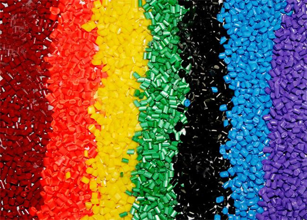 如何對(duì)塑料進(jìn)行配色？三恩時塑料配色管理的解決方案！