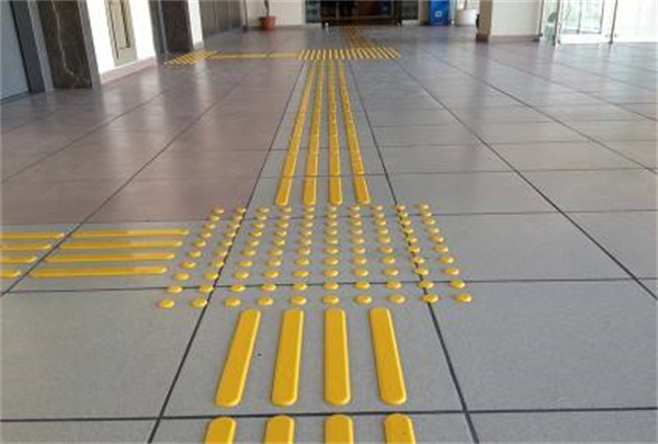 使用色差儀，可以減少盲道的色差嗎？