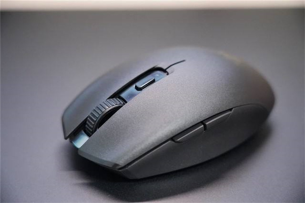 如何測(cè)量鼠标塗(tú)料的光澤度？