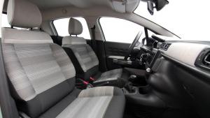 積分球式分光測(cè)色儀在汽車(chē)内飾行業的應用