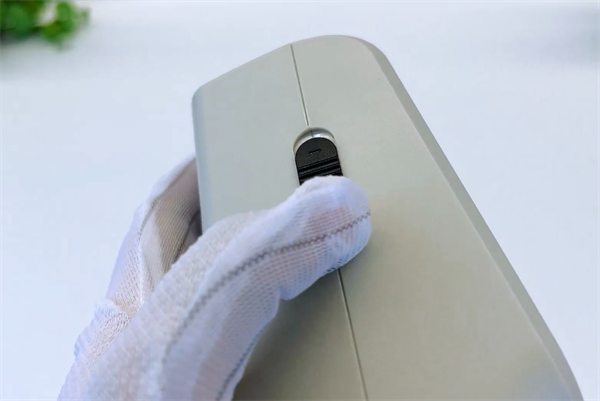 手持式色差儀(yí)怎麽(me)用？手持式色差儀(yí)的使用方法