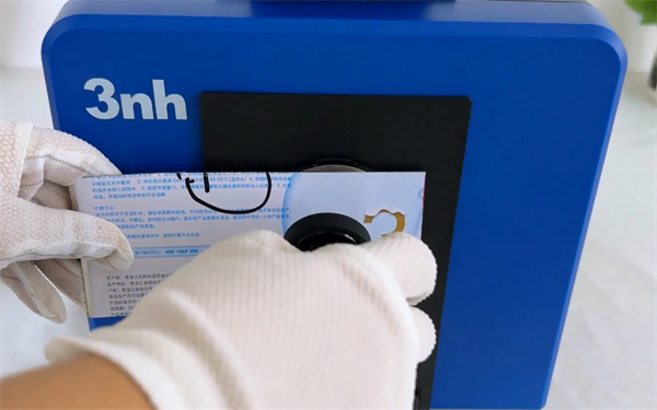 色差儀反射測(cè)量和透射測(cè)量的區(qū)别和應用