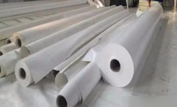 膜結(jié)構(gòu)用玻璃纖維膜材料的白度和色差标準是多少？